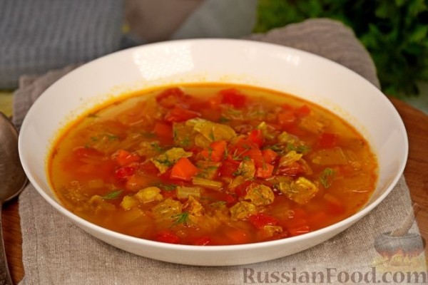 Овощной суп с пекинской капустой и фасолью