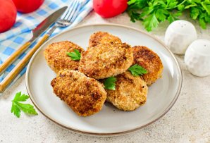 Котлеты из свинины с капустой