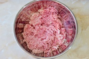 Котлеты из свинины с капустой