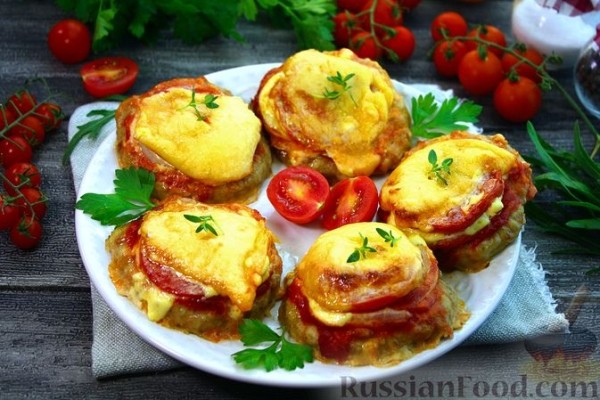 Котлеты с помидорами и сыром (в духовке)