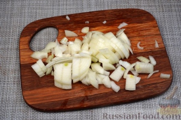 Тыквенный суп с копчёными рёбрышками и чечевицей