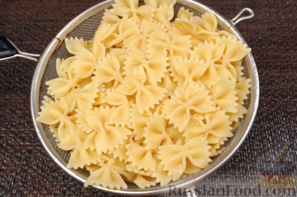 Макароны с тыквой и творогом
