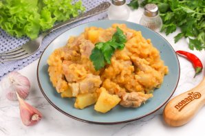 Чечевица с картошкой и мясом