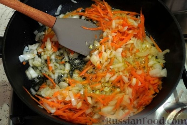 Макароны с овощным соусом