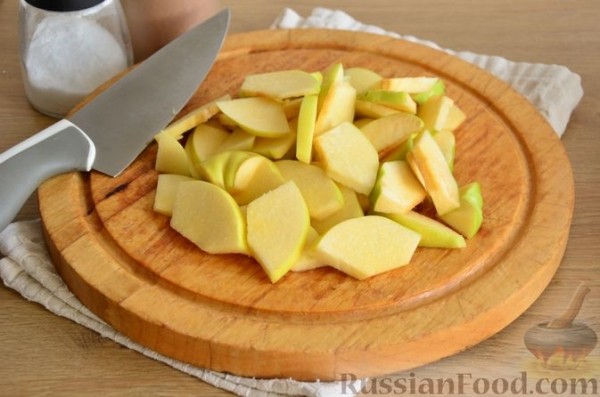 Куриные бёдрышки с айвой