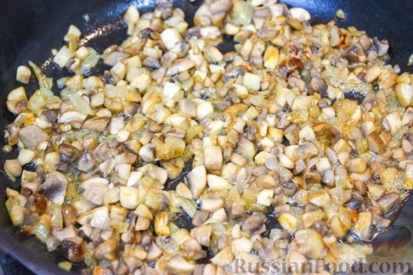 Жареные пирожки с картошкой и грибами