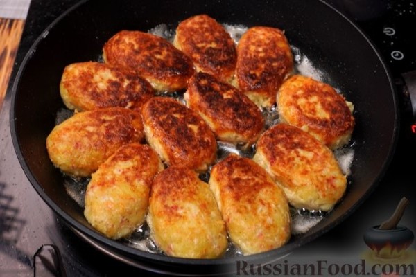 Картофельные котлеты с крабовыми палочками и сыром