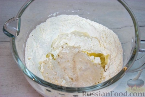 Жареные пирожки с картошкой и грибами