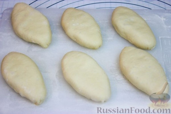 Жареные пирожки с картошкой и грибами