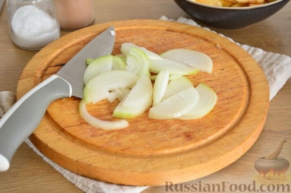 Куриные бёдрышки с айвой