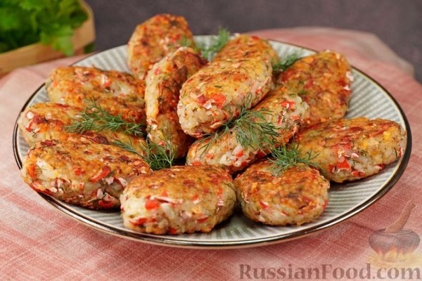 Котлеты с рисом, сыром и крабовыми палочками