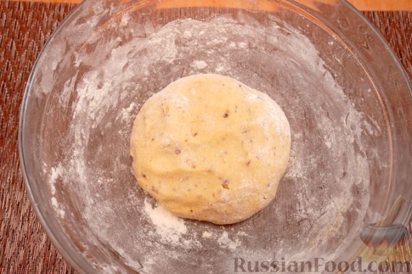 Тёртый сливовый пирог