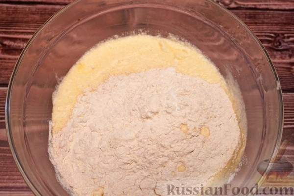 Кекс с грушами и пряностями