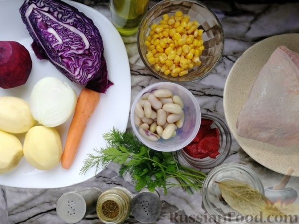 Борщ с краснокочанной капустой, фасолью и кукурузой