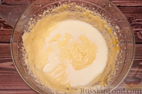 Кекс с грушами и пряностями