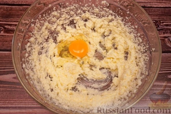 Кекс с грушами и пряностями