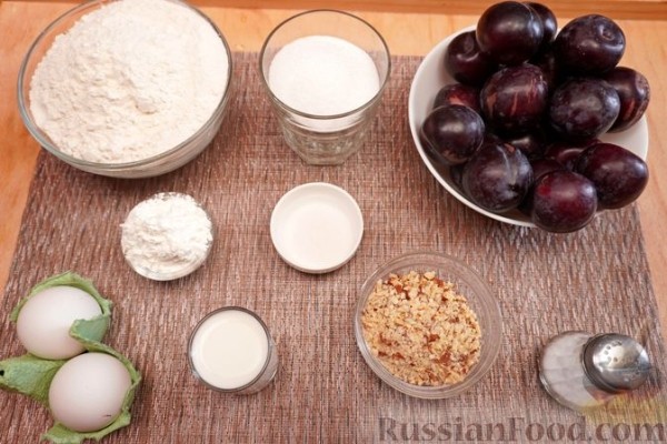 Тёртый сливовый пирог