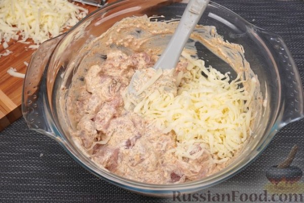 Стейки из цветной капусты с курицей и сыром