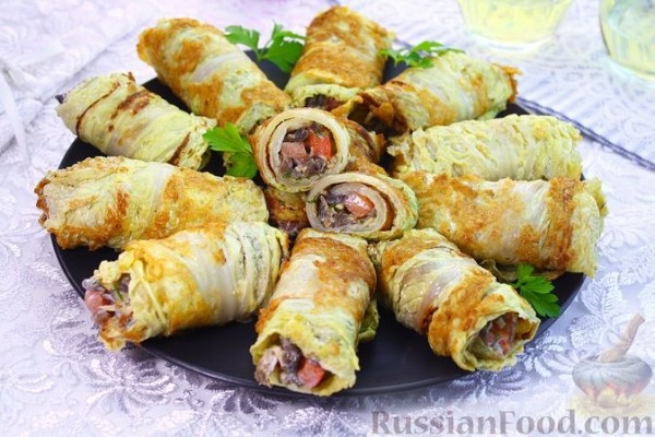 Рулетики из пекинской капусты с грибами и овощами