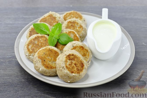 Сырники с моцареллой и грецкими орехами