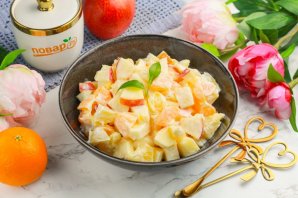 Салат с мандарином, яблоком и апельсином