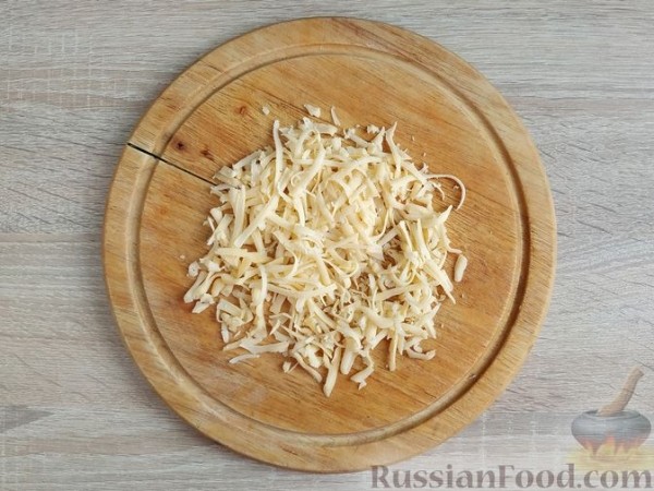 Бризоли с мясным фаршем, солёными огурцами и сыром (в духовке)