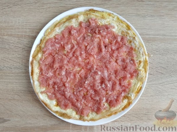 Бризоли с мясным фаршем, солёными огурцами и сыром (в духовке)