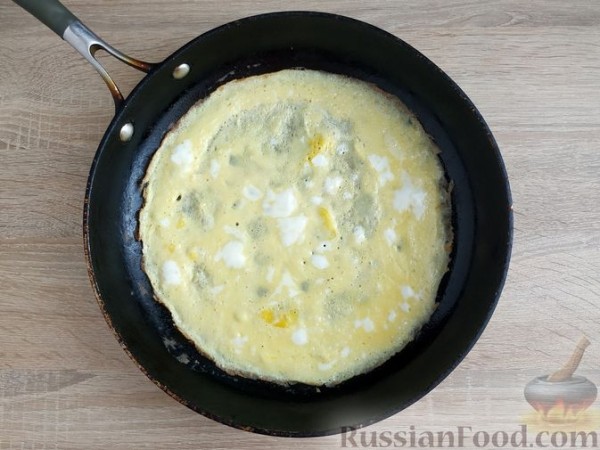 Бризоли с мясным фаршем, солёными огурцами и сыром (в духовке)
