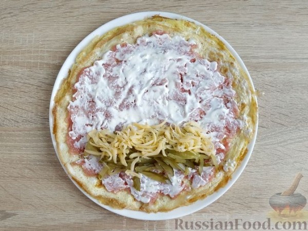 Бризоли с мясным фаршем, солёными огурцами и сыром (в духовке)