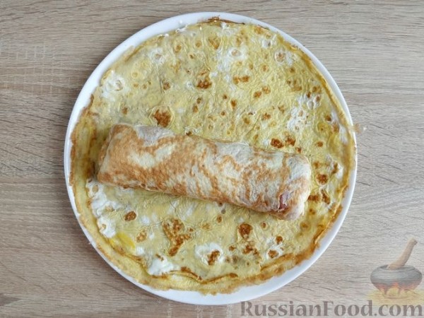 Бризоли с мясным фаршем, солёными огурцами и сыром (в духовке)