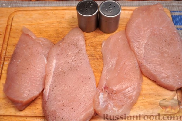 Куриное филе в панировке из сыра и кукурузных хлопьев (в духовке)