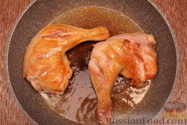 Куриные окорочка, запечённые с апельсином и черносливом