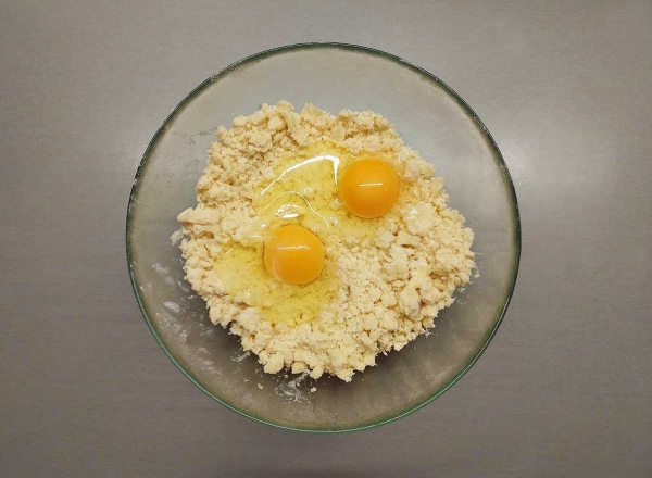 Пирог с ветчиной и луком