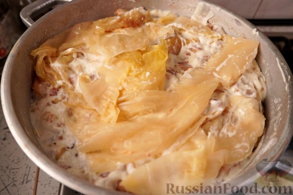 Фаршированная квашеная капуста (голубцы)