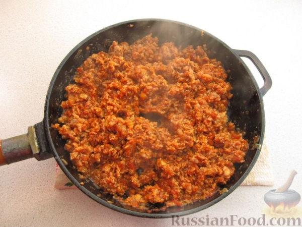 Лазанья из блинов, с мясом и сыром