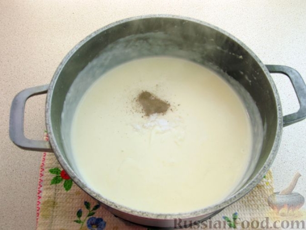 Лазанья из блинов, с мясом и сыром