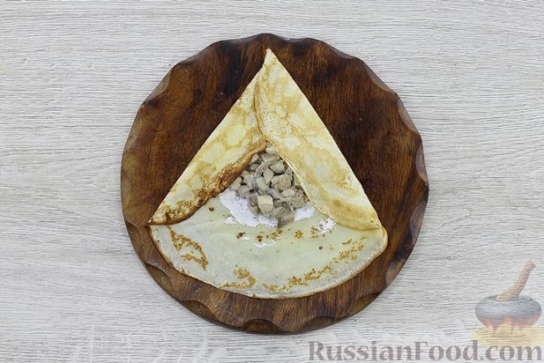 Блинчики с грибами и курицей