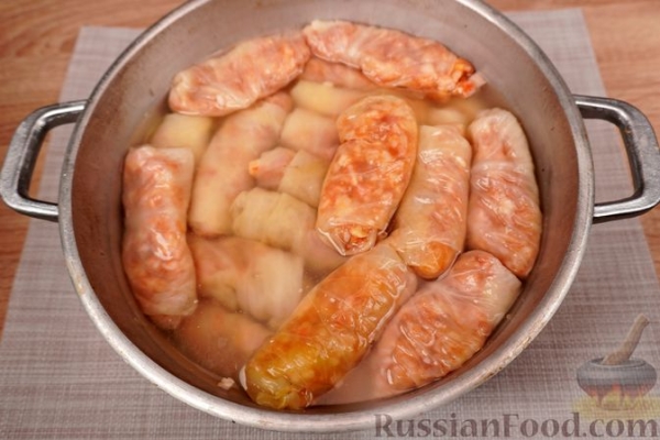 Фаршированная квашеная капуста (голубцы)