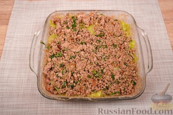Мусака из капусты с фаршем