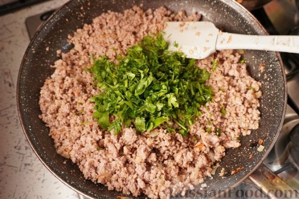 Мусака из капусты с фаршем