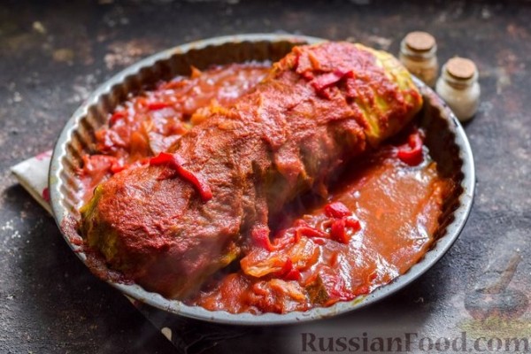 Ленивый голубец, запечённый в томатном соусе