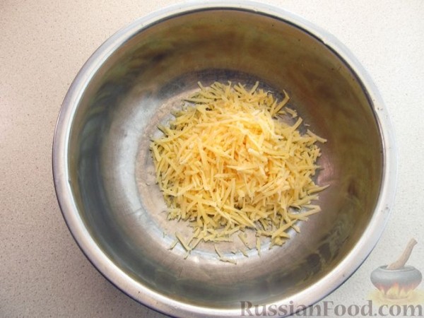 Запечённые куриные крылышки с сыром и чесноком
