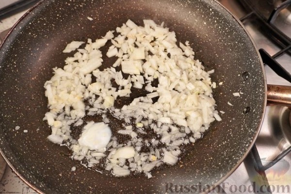 Рулет из телятины с печенью и беконом