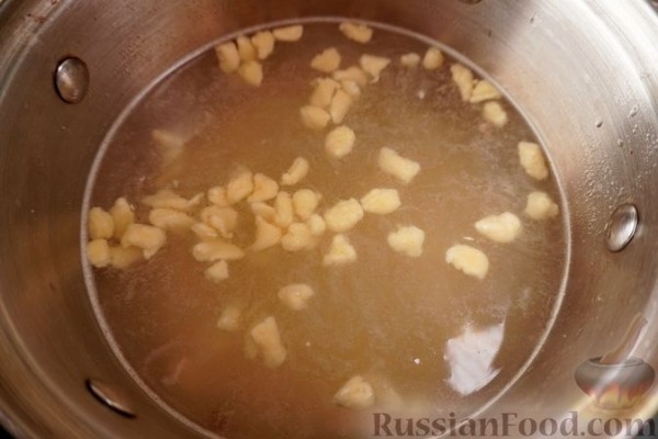 Гуляш с чипетке