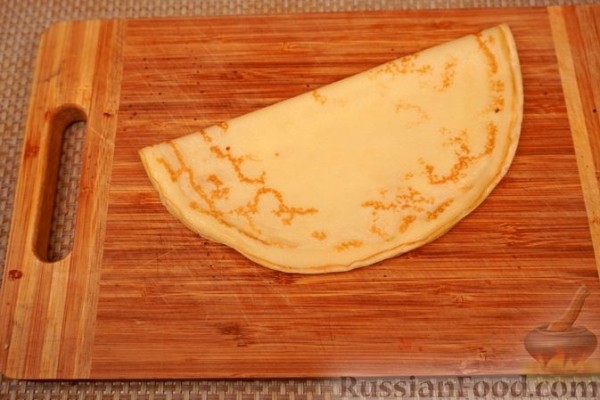 Блинчики с вишней и орехами