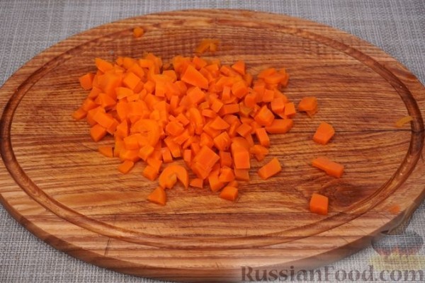Рыбный салат с овощами и плавленым сыром
