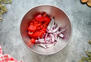 Овощное рагу с брокколи и баклажанами