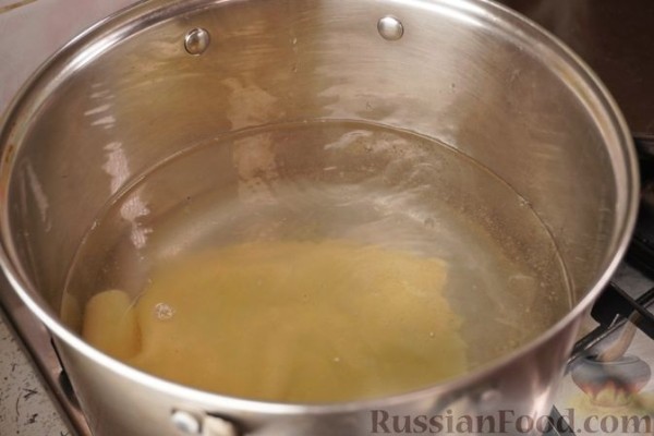 Су-бёрек с творогом и брынзой