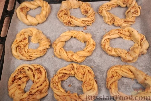 Турецкие бублики с тахини и орехами