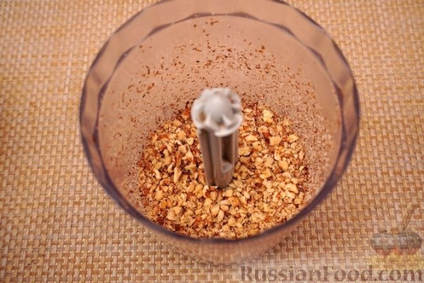 Блинчики с вишней и орехами